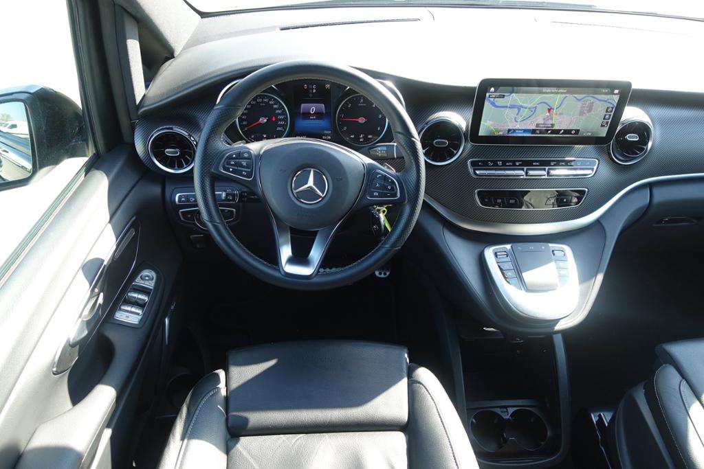 Mercedes-Benz V 250