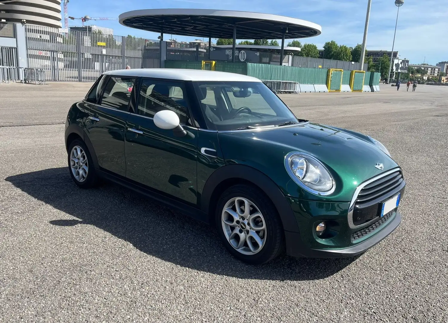 MINI Cooper D 1.5 Hype *EURO6* Зелений - 1