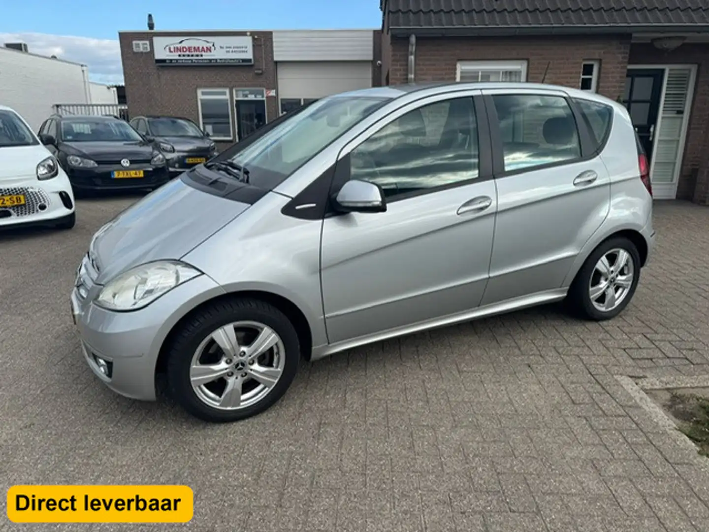 Mercedes-Benz A 150 Automaat Avantgarde Airco Navigatie Grijs - 1