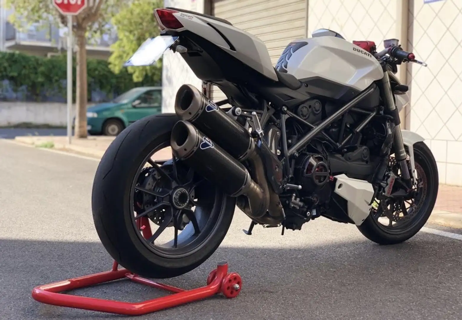 Ducati Streetfighter 1098 - 1