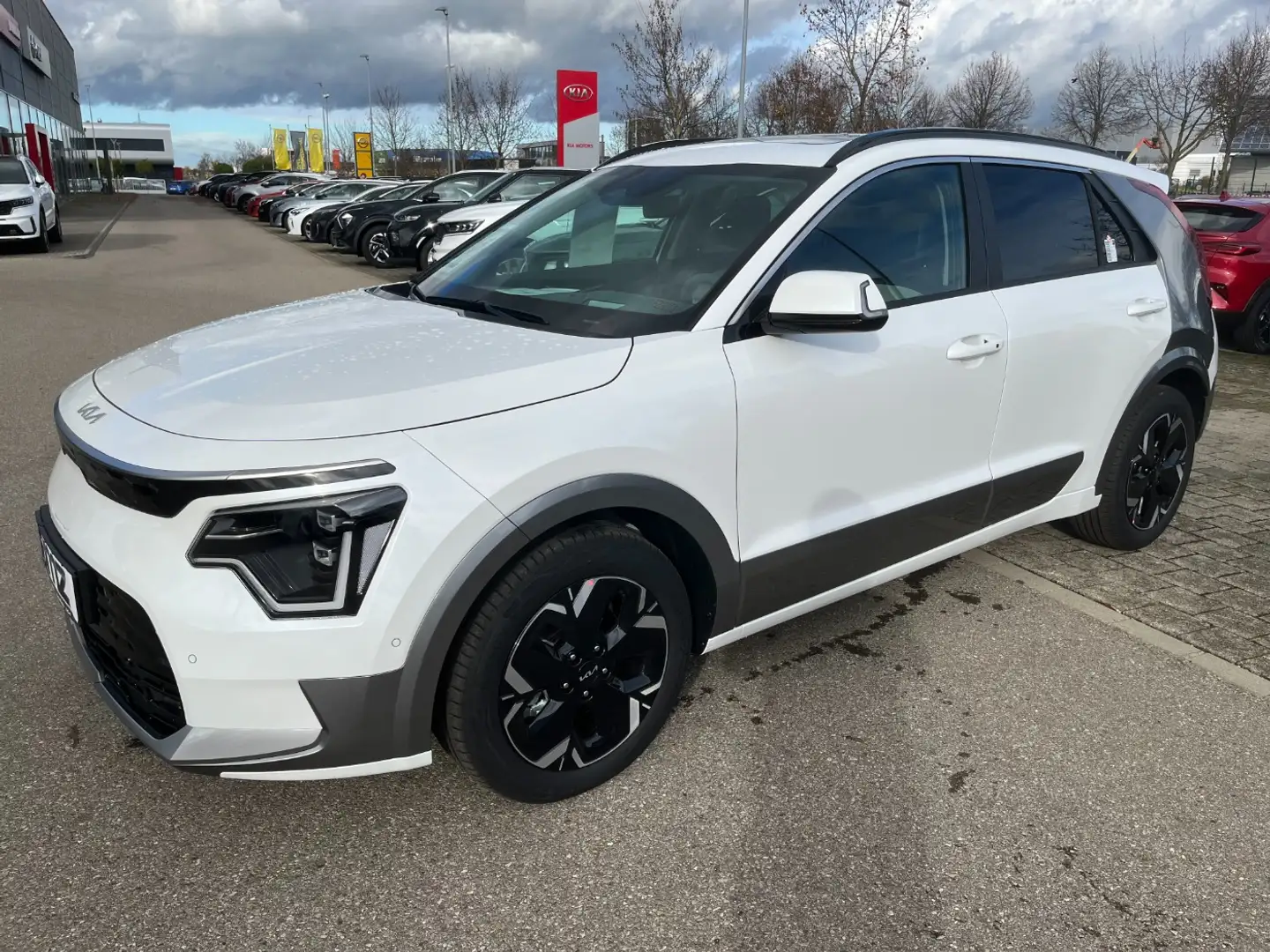 Kia Niro 1.6 Plug-in Hybrid Spirit ACC Navi FLA LM Weiß - 1
