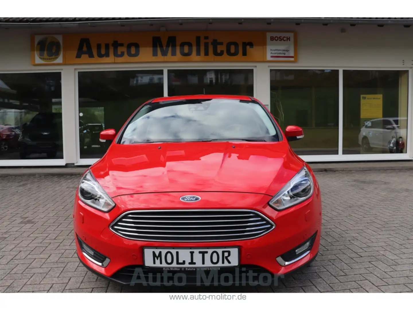 Ford Focus Titanium 1.5 TDCi AHK-abnehmbar Navi Leder Bi-Xeno Rot - 2