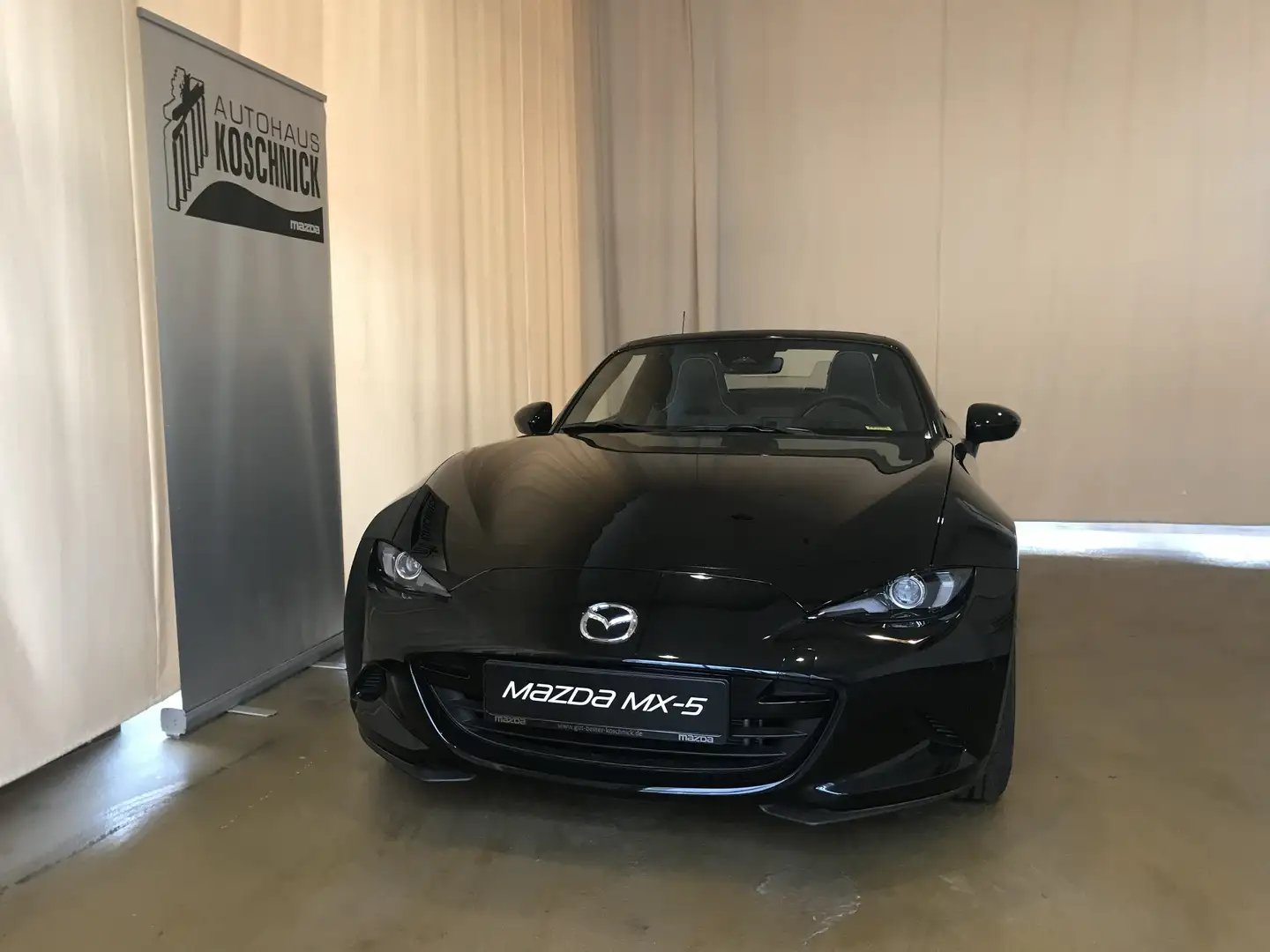 Mazda MX-5 2RHT 1.5L SKYACTIV-G 132 6MT RWD HOMURA Negru - 2