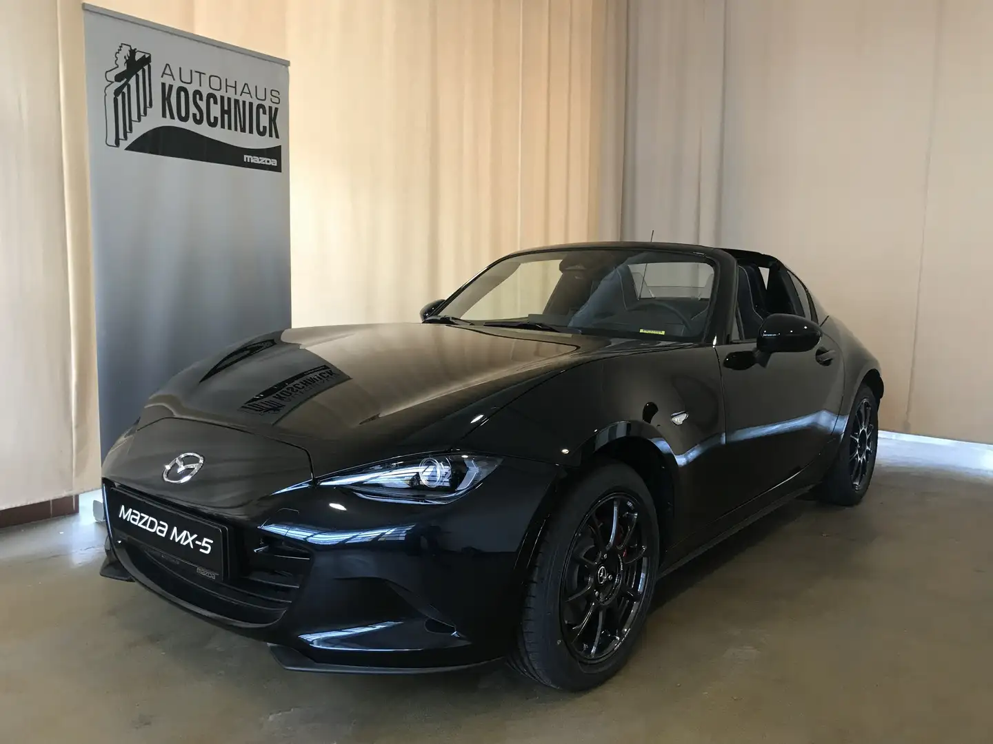 Mazda MX-5 2RHT 1.5L SKYACTIV-G 132 6MT RWD HOMURA Negru - 1