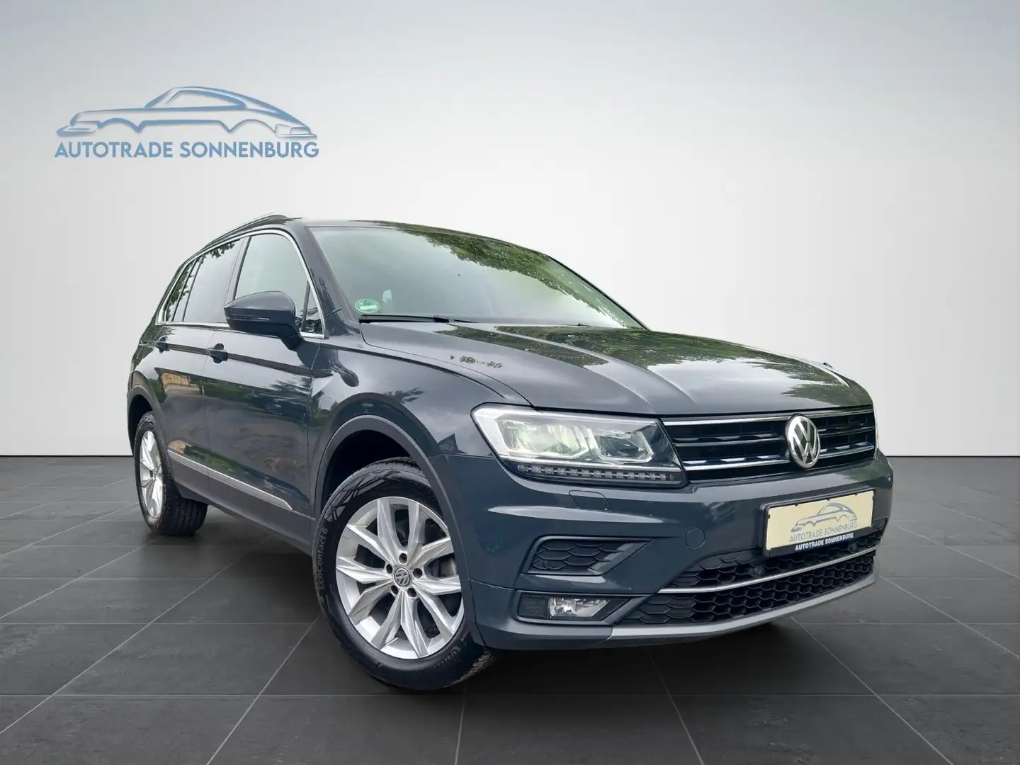 Volkswagen Tiguan Highline BMT/4Motion/STANDHEIZ/ACC/LED/AL Grau - 1