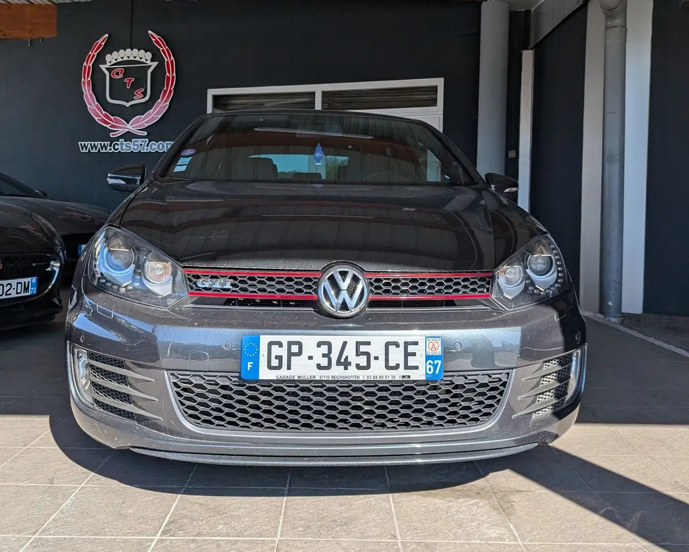 Volkswagen Golf 2.0 TSI 210CH GTI 3P Gris - 2