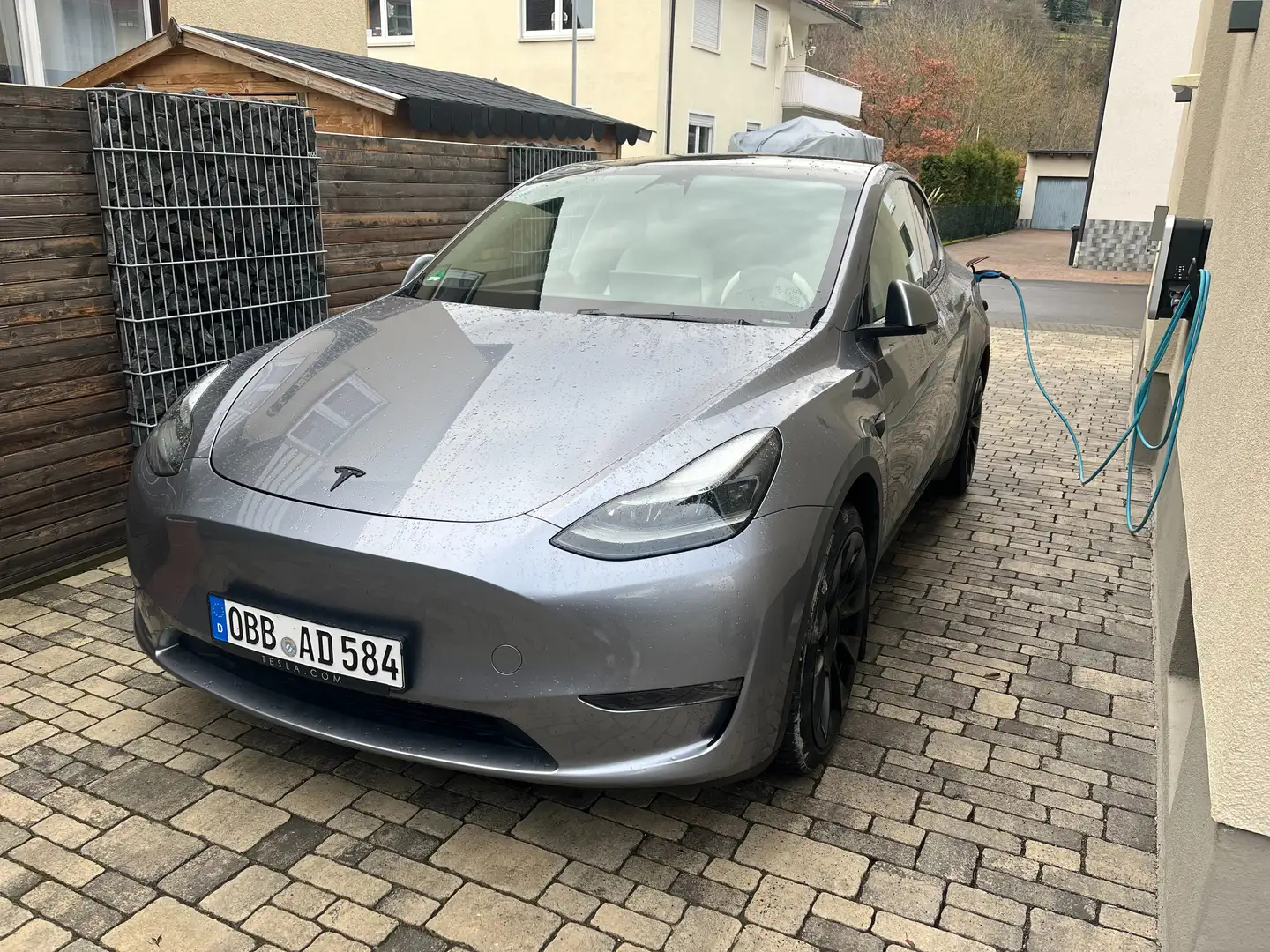Tesla Model Y Model Y Long Range Dual Motor AWD Gri - 1