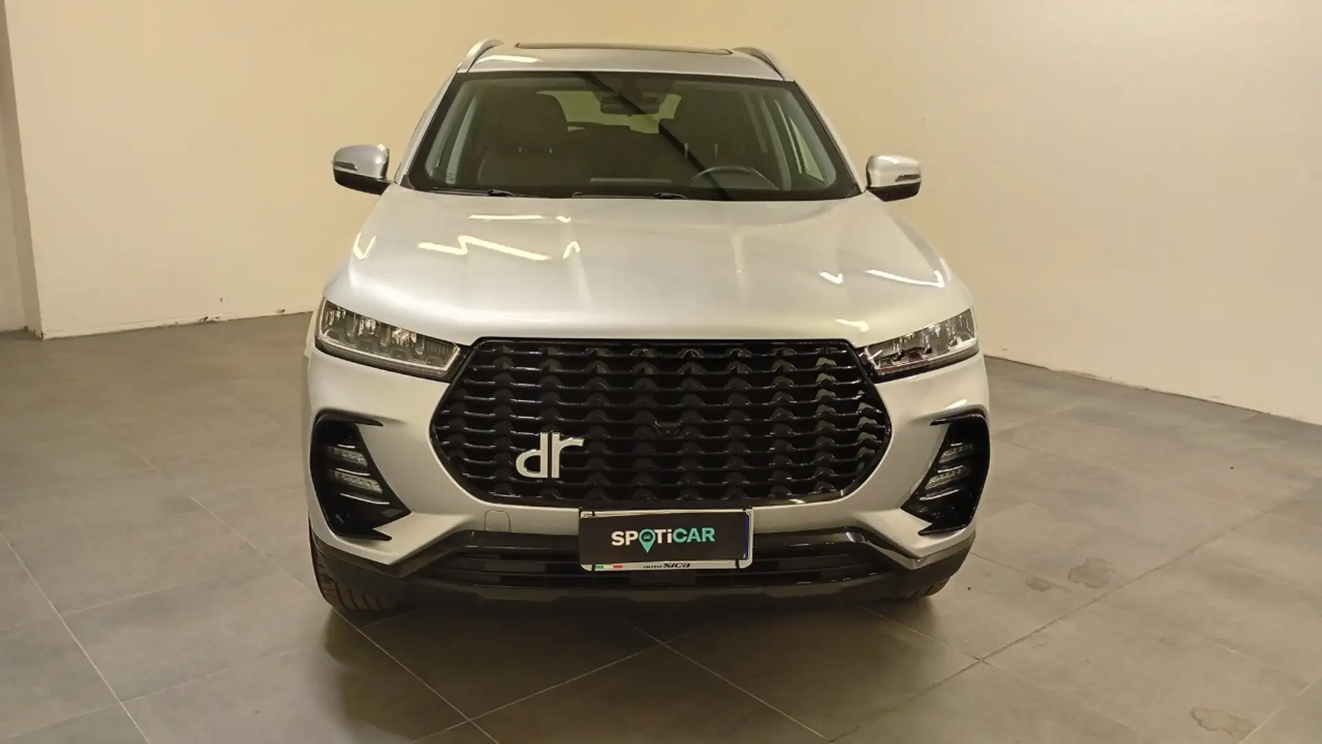 DR Automobiles DR6.0 6.0 1.5 Turbo Silber - 2