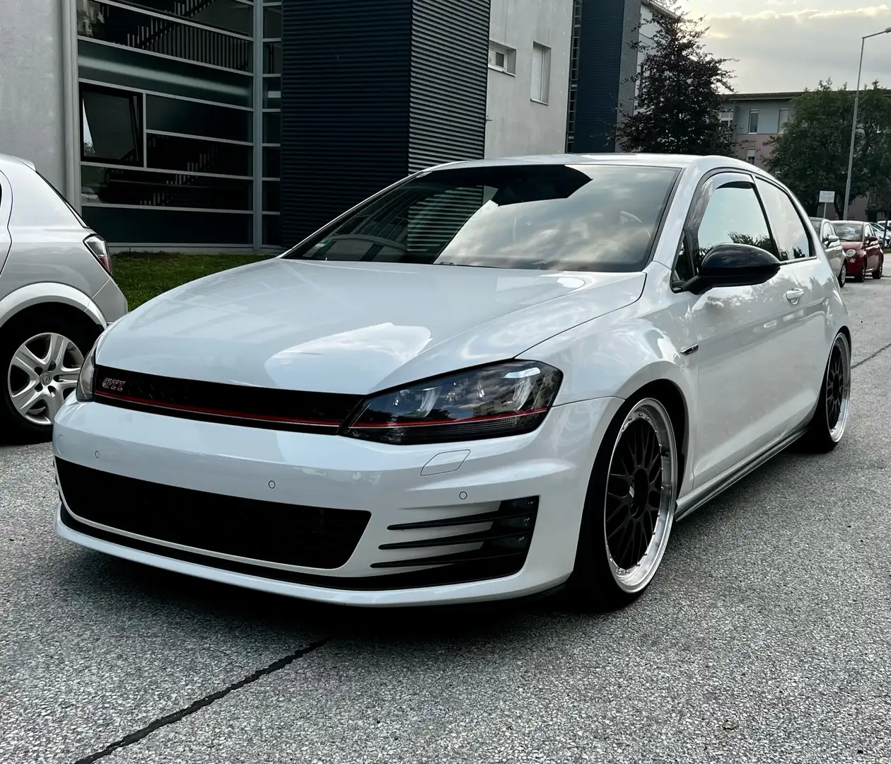 Volkswagen Golf GTI Performance BlueMotion Technology Weiß - 1
