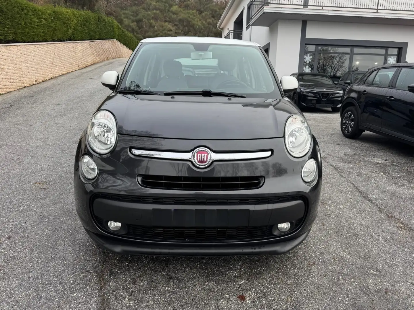 Fiat 500L 1.3 MJT 95 CV Pop Star Schwarz - 2