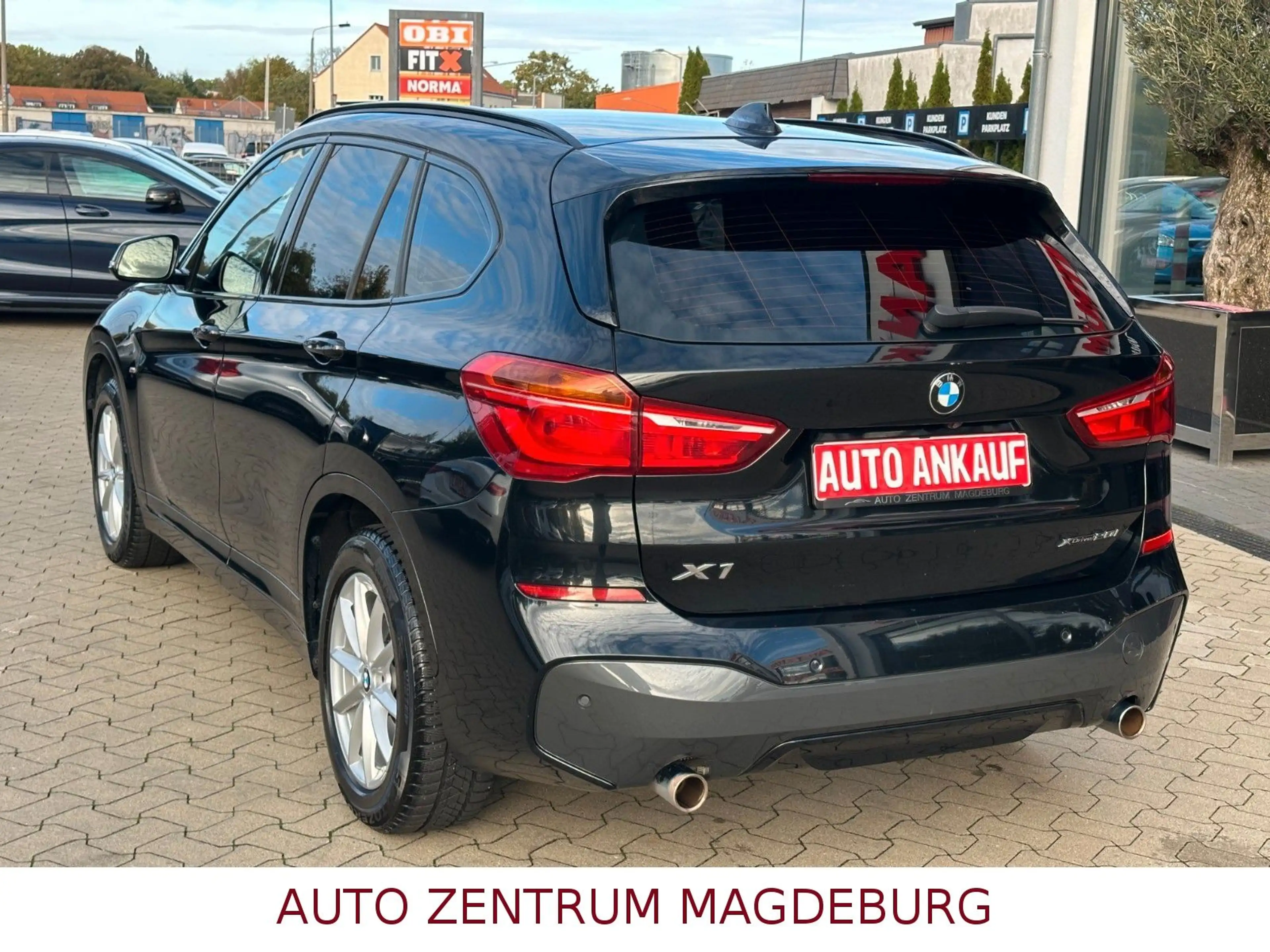 BMW X1 xDrive 20iA *M-PAKET*LED*HUD*TEMPO*NAVI*CAM* — photo 11