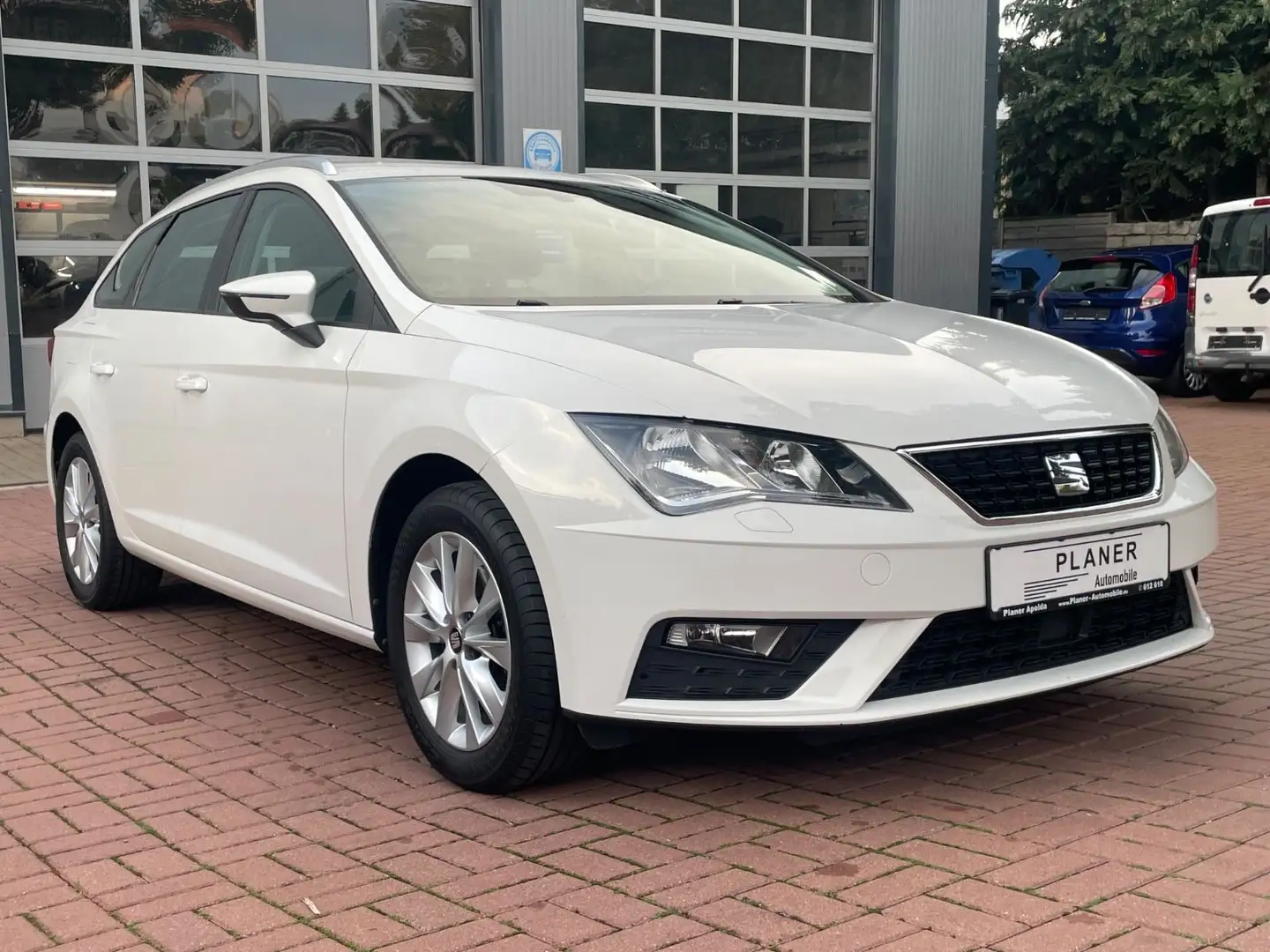 SEAT Leon ST Style Sitzh. Tempom Licht/Regens Service Weiß - 1