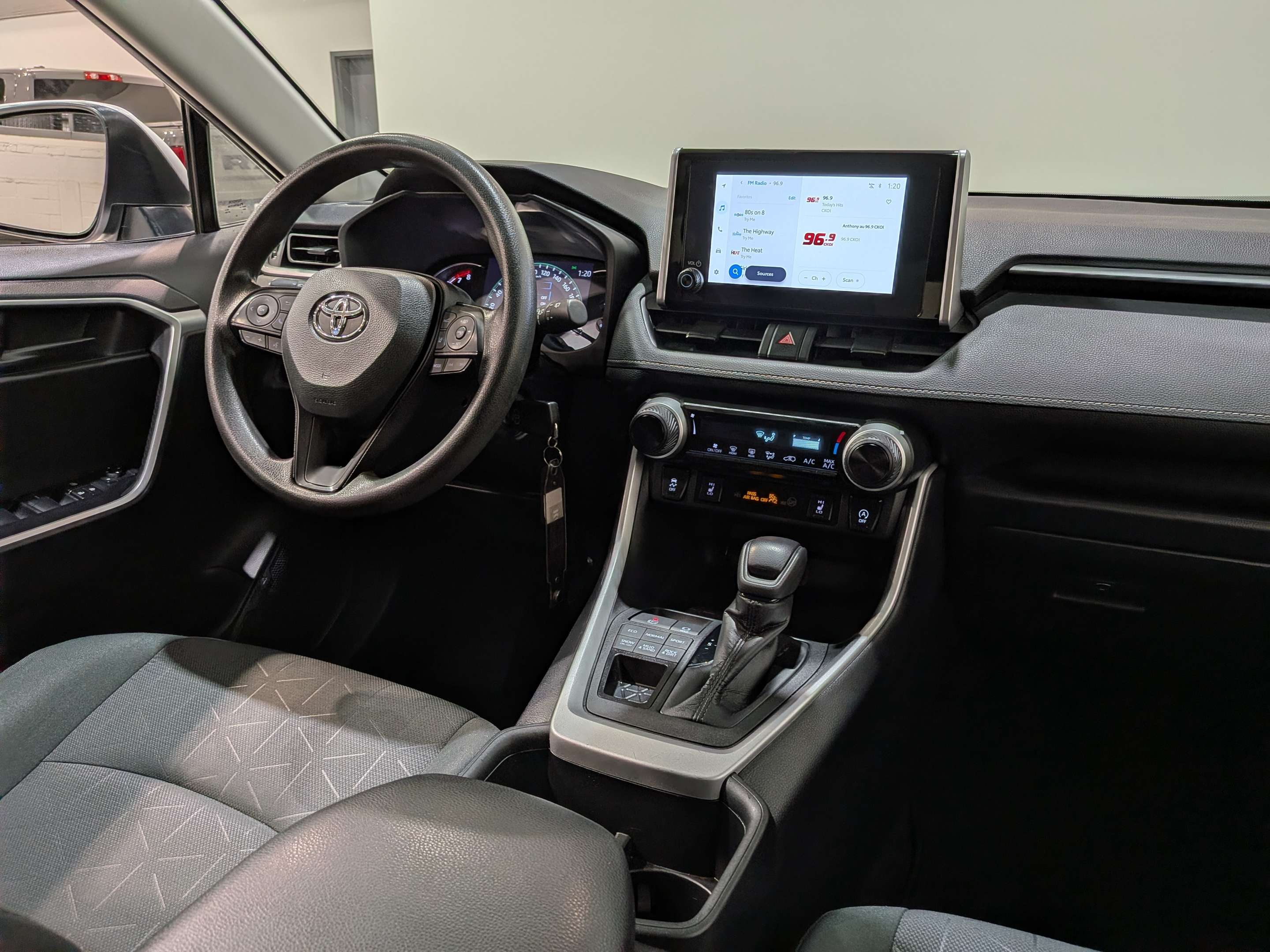 Toyota RAV4 2024