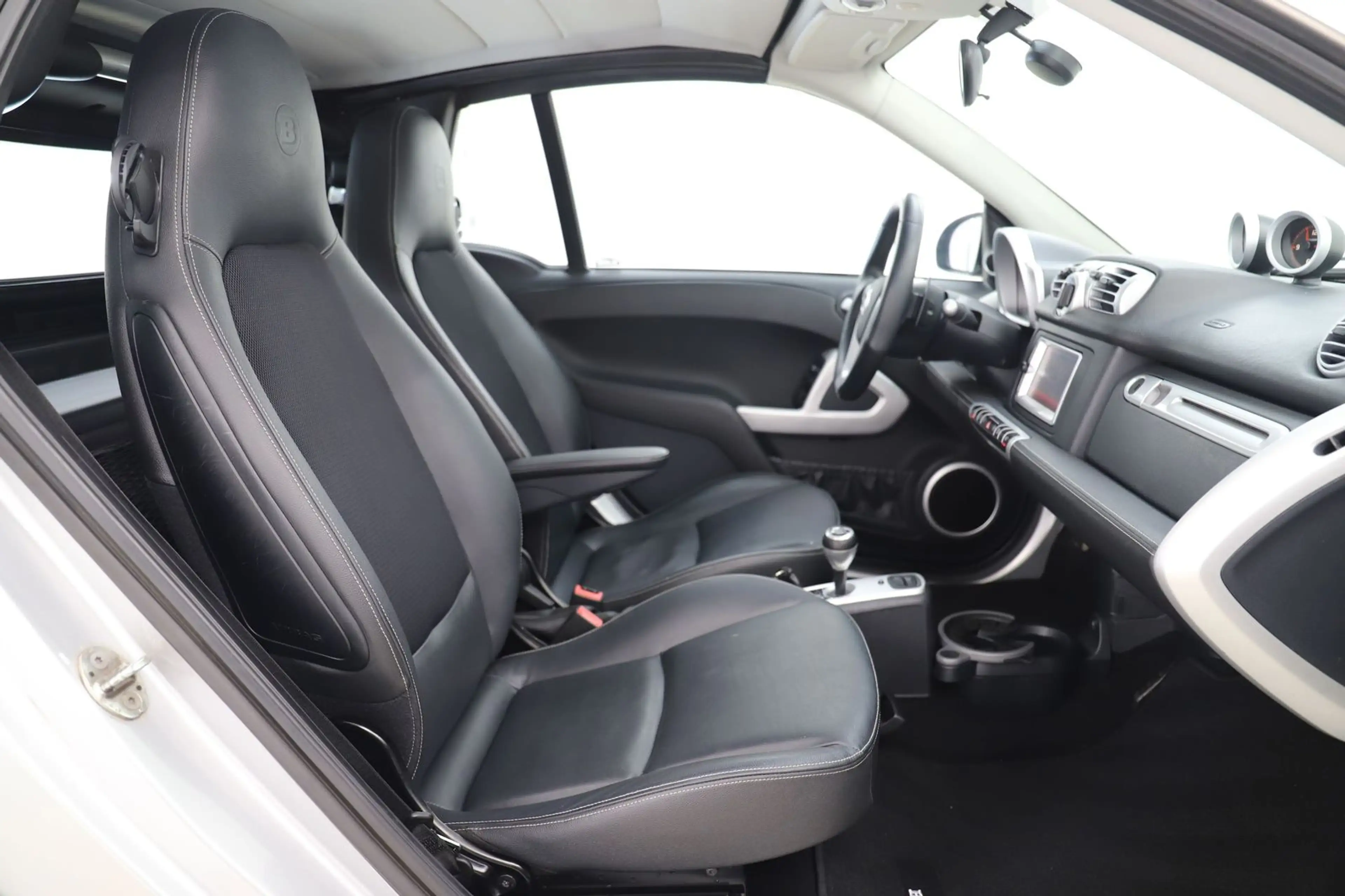 smart forTwo Cabrio Brabus 102PS Xclusive Navi Servo — photo 15