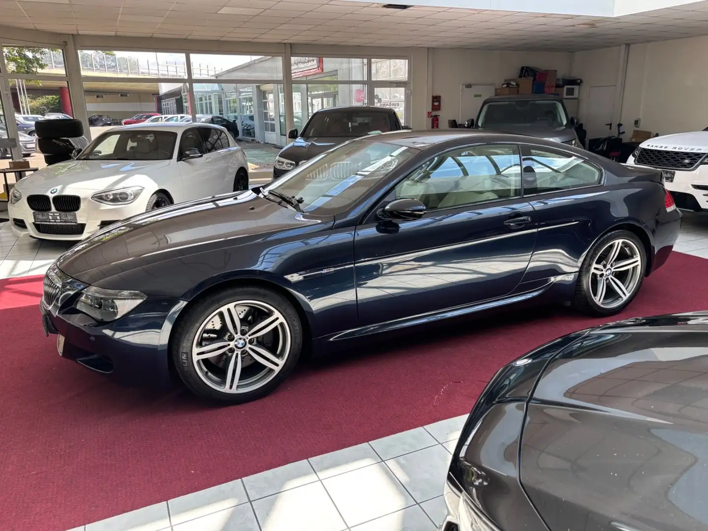 BMW M6 Coupe NAVI+LEDER+BIXENON+CARBON+IDIVIDUAL+PDC Blauw - 1