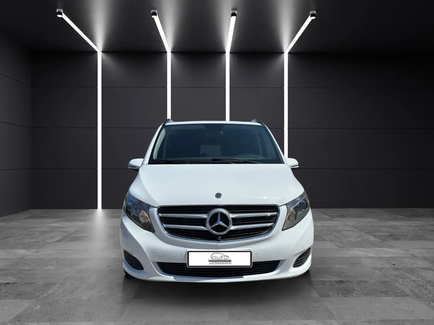 Mercedes-Benz V 250 d  4MATIC/Navi/1.Hand/8Sitzer/360g Kamera Blanc - 2