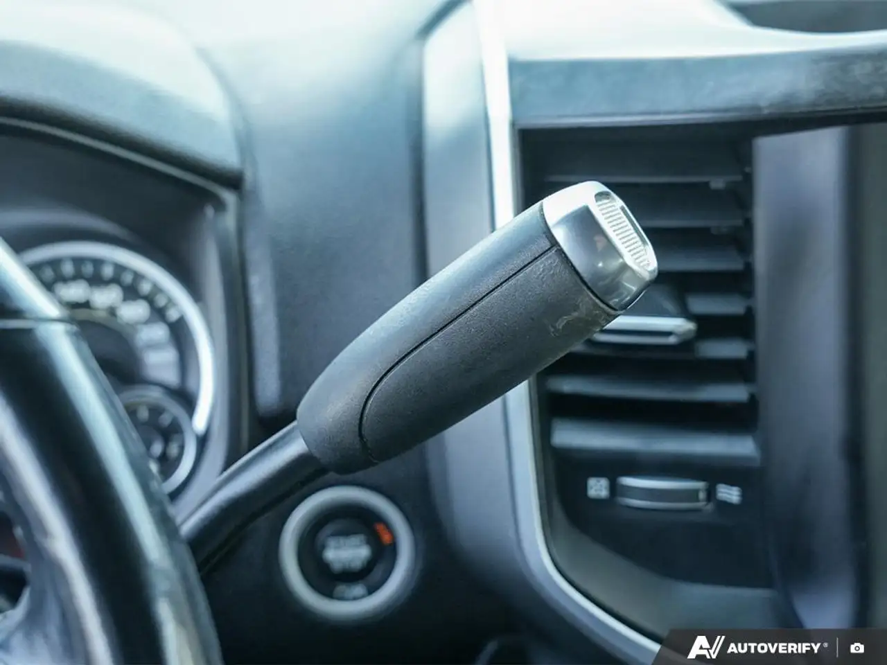 RAM 2500 снимка RAM 2500
