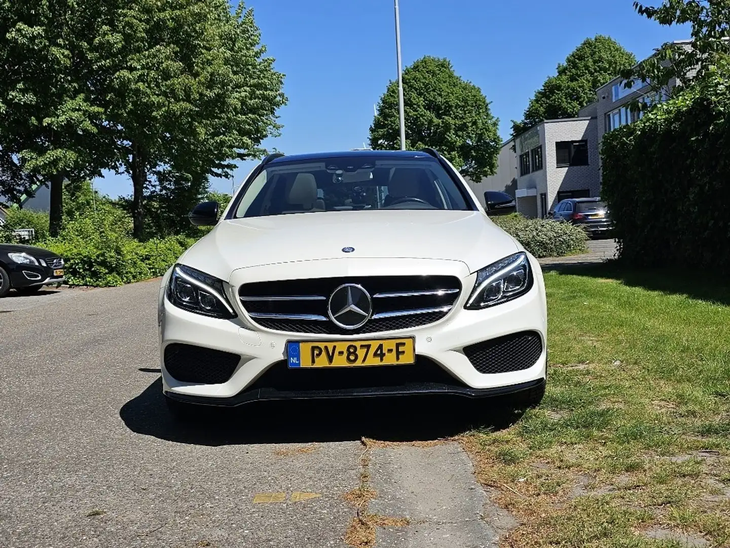 Mercedes-Benz C 300 T 7G-TRONIC AMG Line - 1
