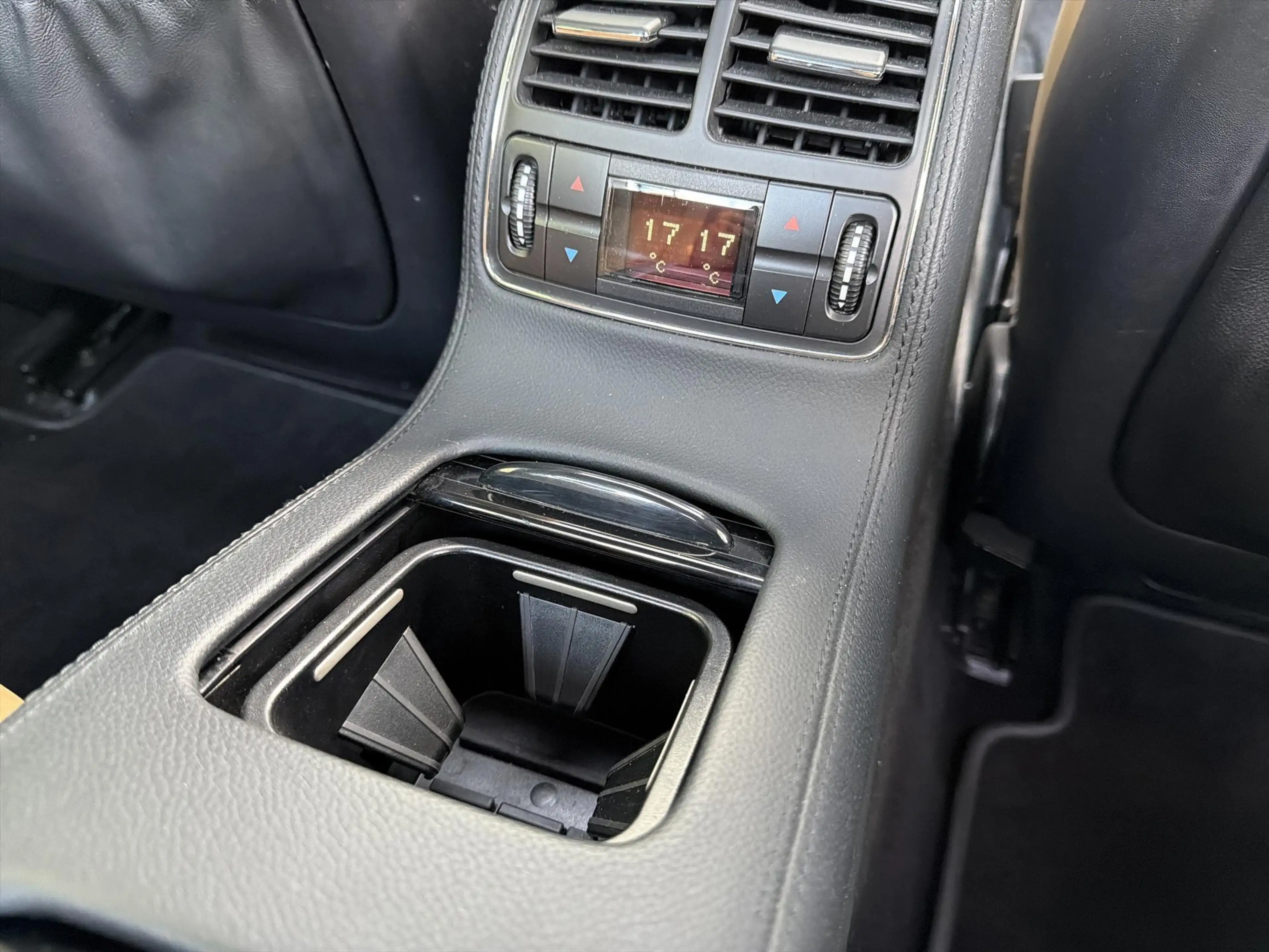 Mercedes-Benz CLS 320 V6 Designo *NL-Auto*1e eig !* — photo 15