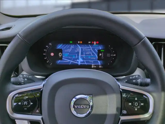 Volvo XC60 view 15