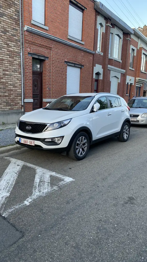 Kia Sportage 1.7 CRDi 2WD Business Fusion ISG Blanc - 1