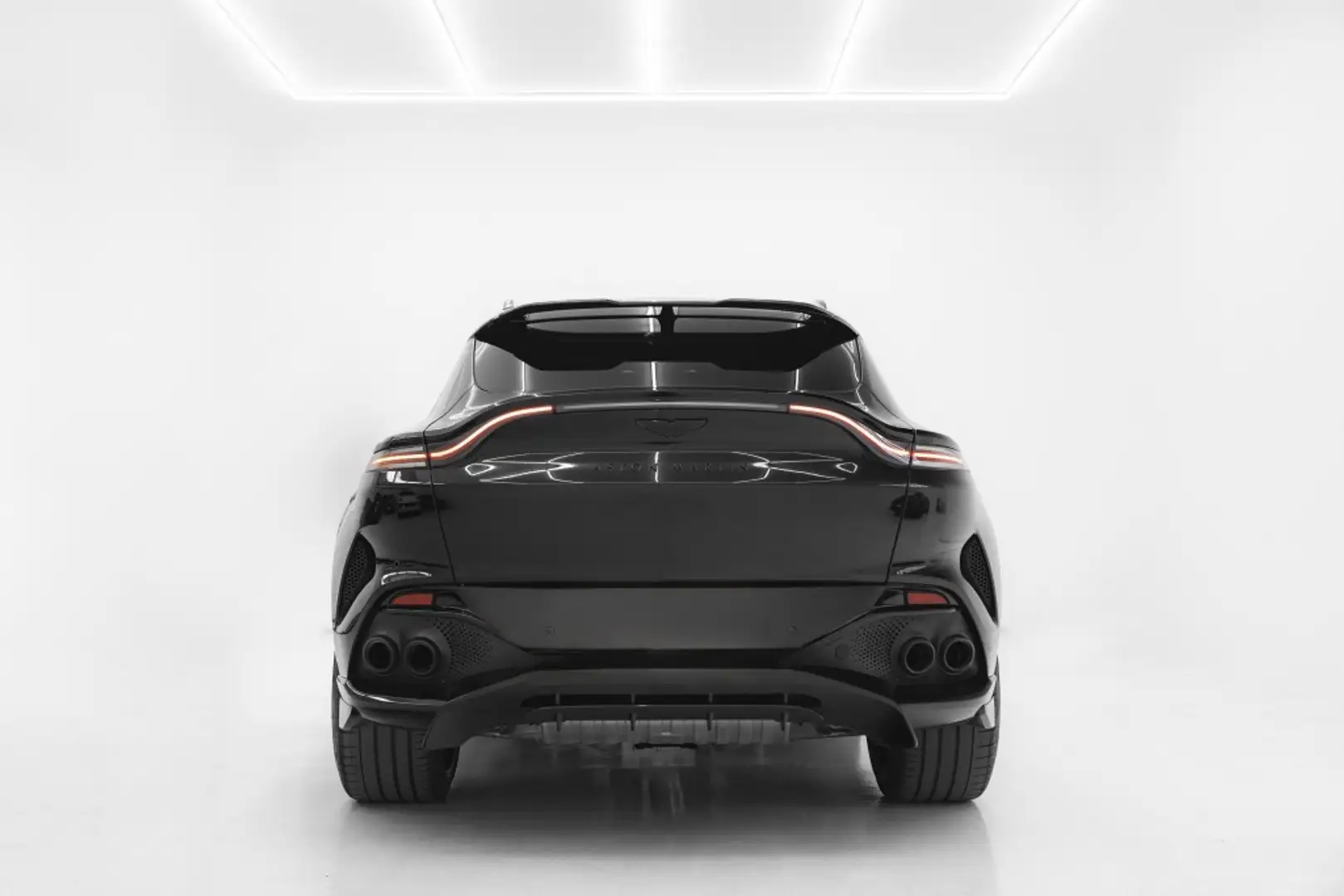 Aston Martin DBX DBX707 Negru - 2