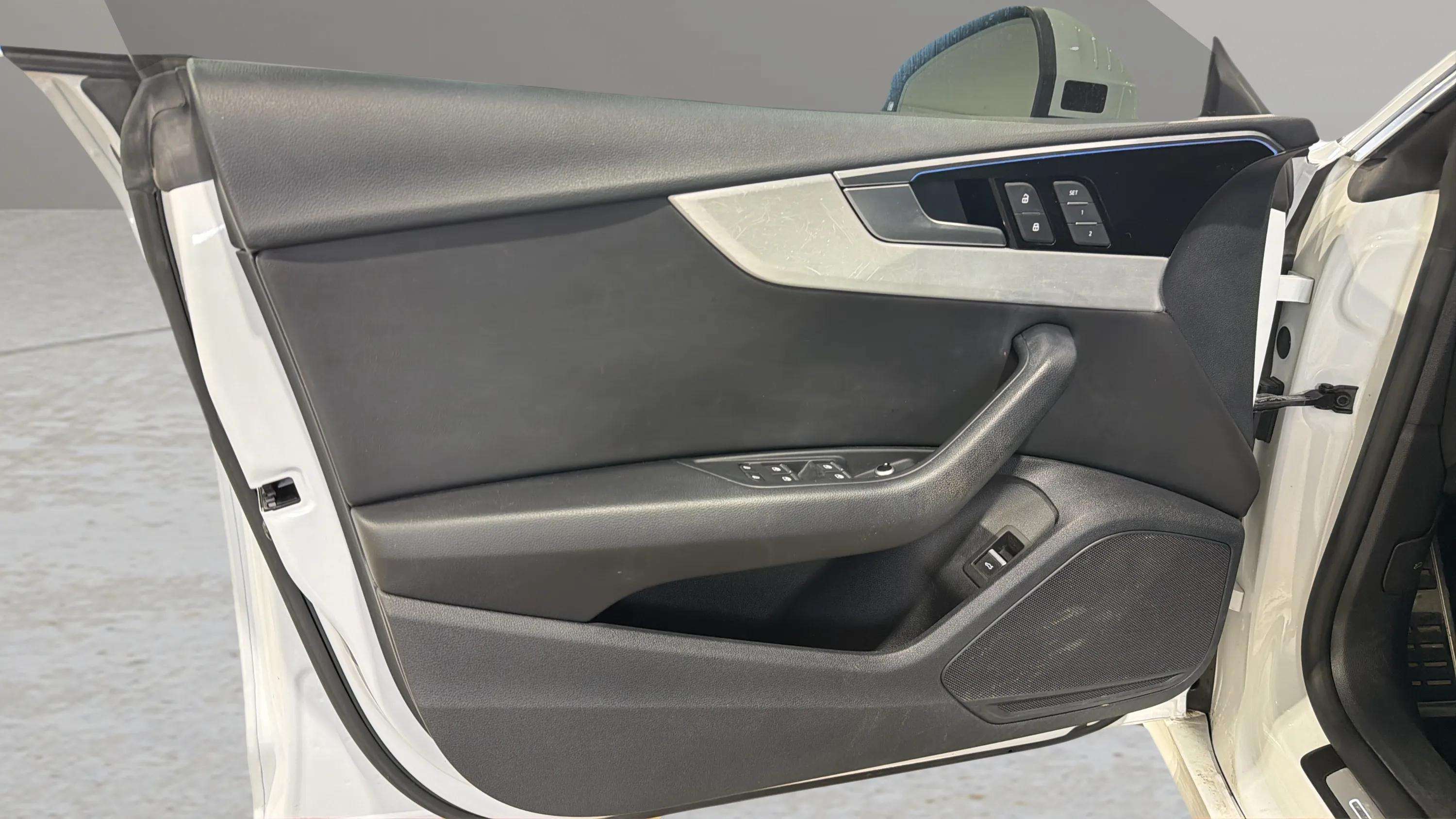 2022 Audi A5 PROGRESSIV S-LINE| LEATHER | ROOF | CLEAN CARFAX thumb 24