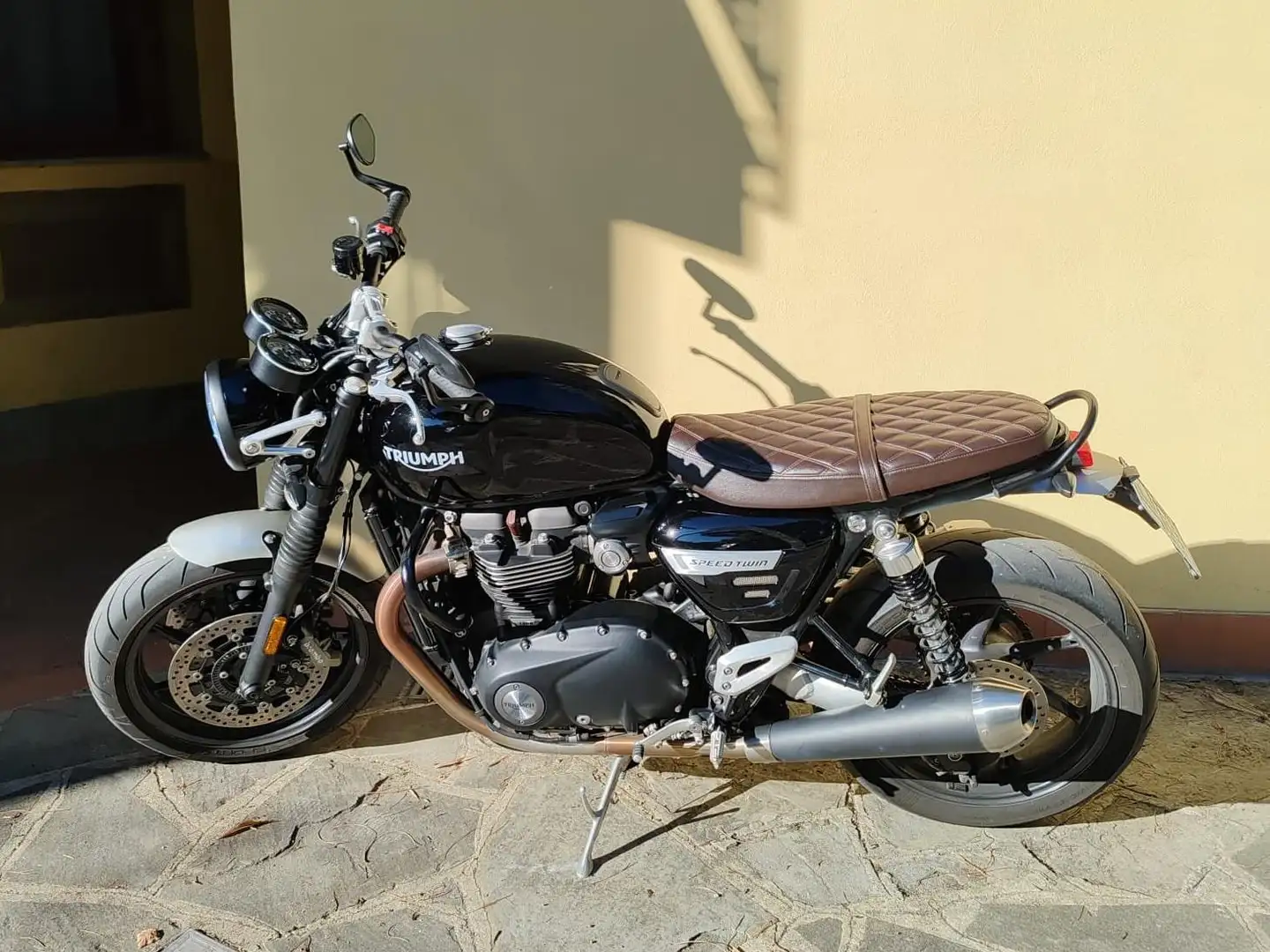 Triumph Speed Twin 1200 Nero - 1