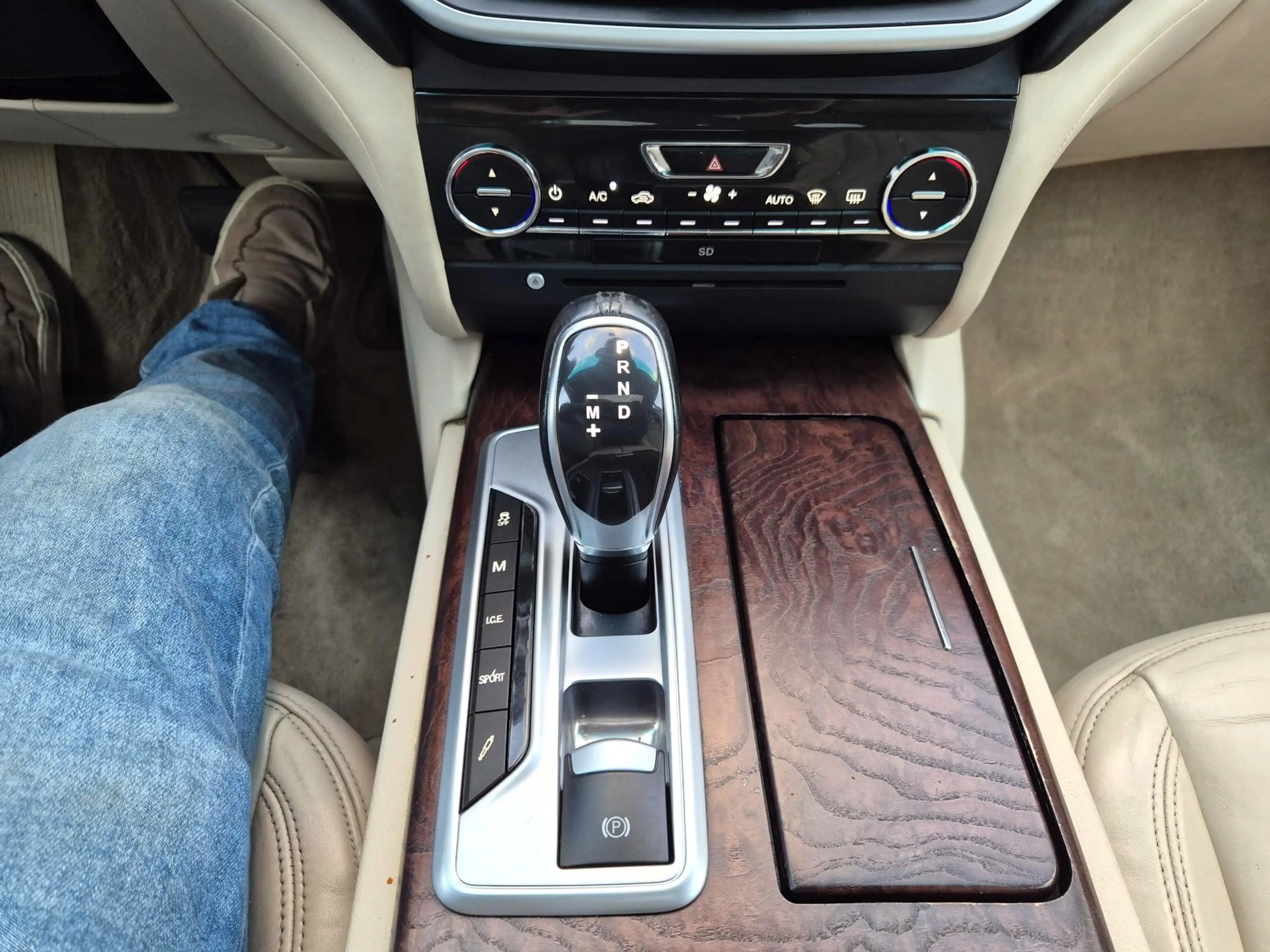 Maserati Ghibli 3.0 V6 D Automaat Xenon Leer Navi Clima Cruise Sch — photo 21
