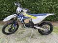 Husqvarna TE 300 - thumbnail 2