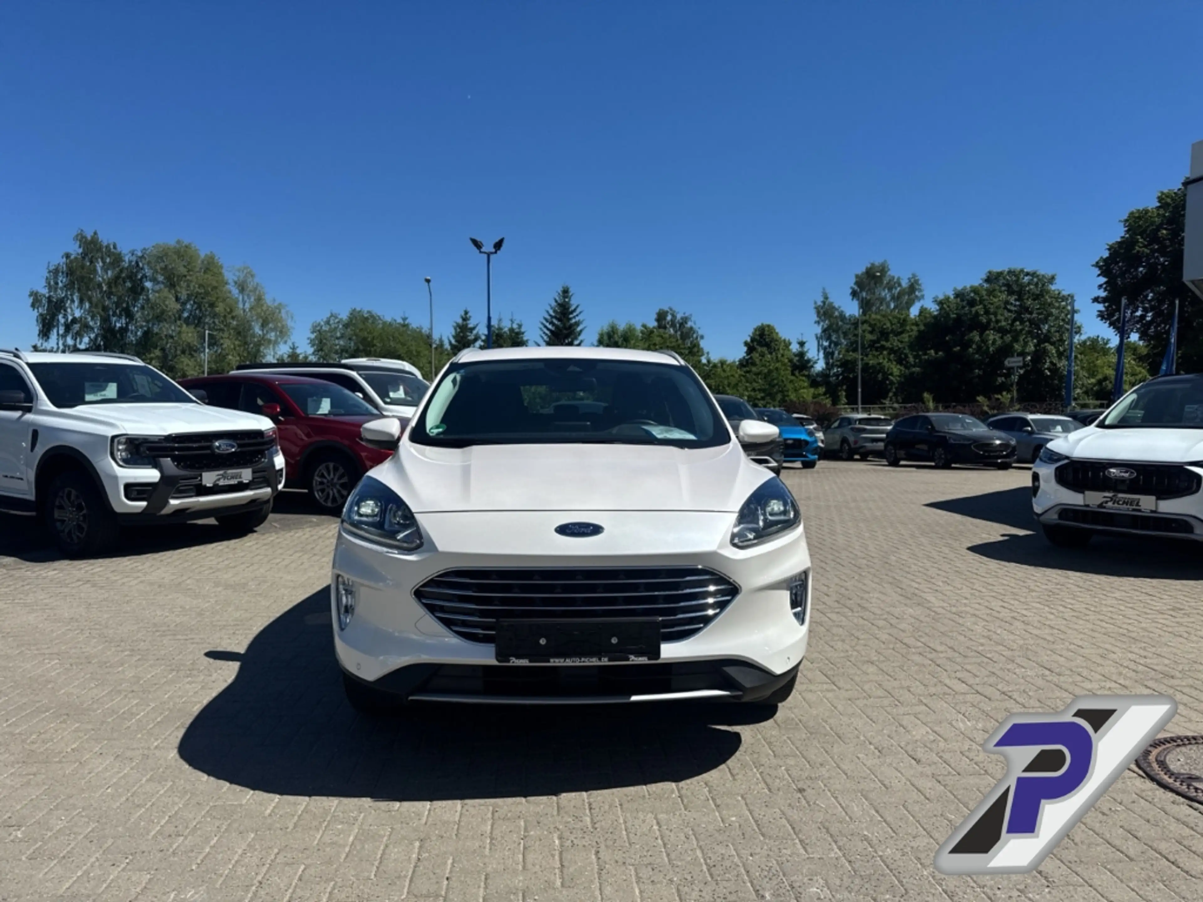 Ford Kuga Titanium AHZV el.schwenkbar+GJR+WINTER-PAKET — photo 8