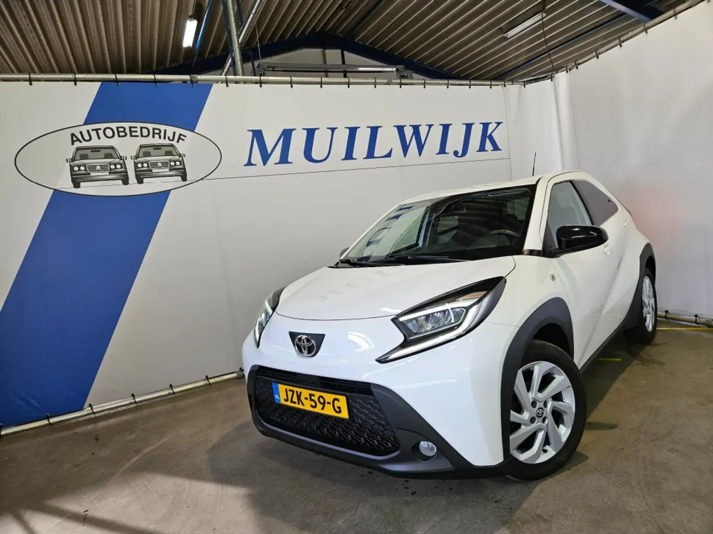 Toyota Aygo X 1.0 VVT-i MT Play / Camera / CarPlay Weiß - 2