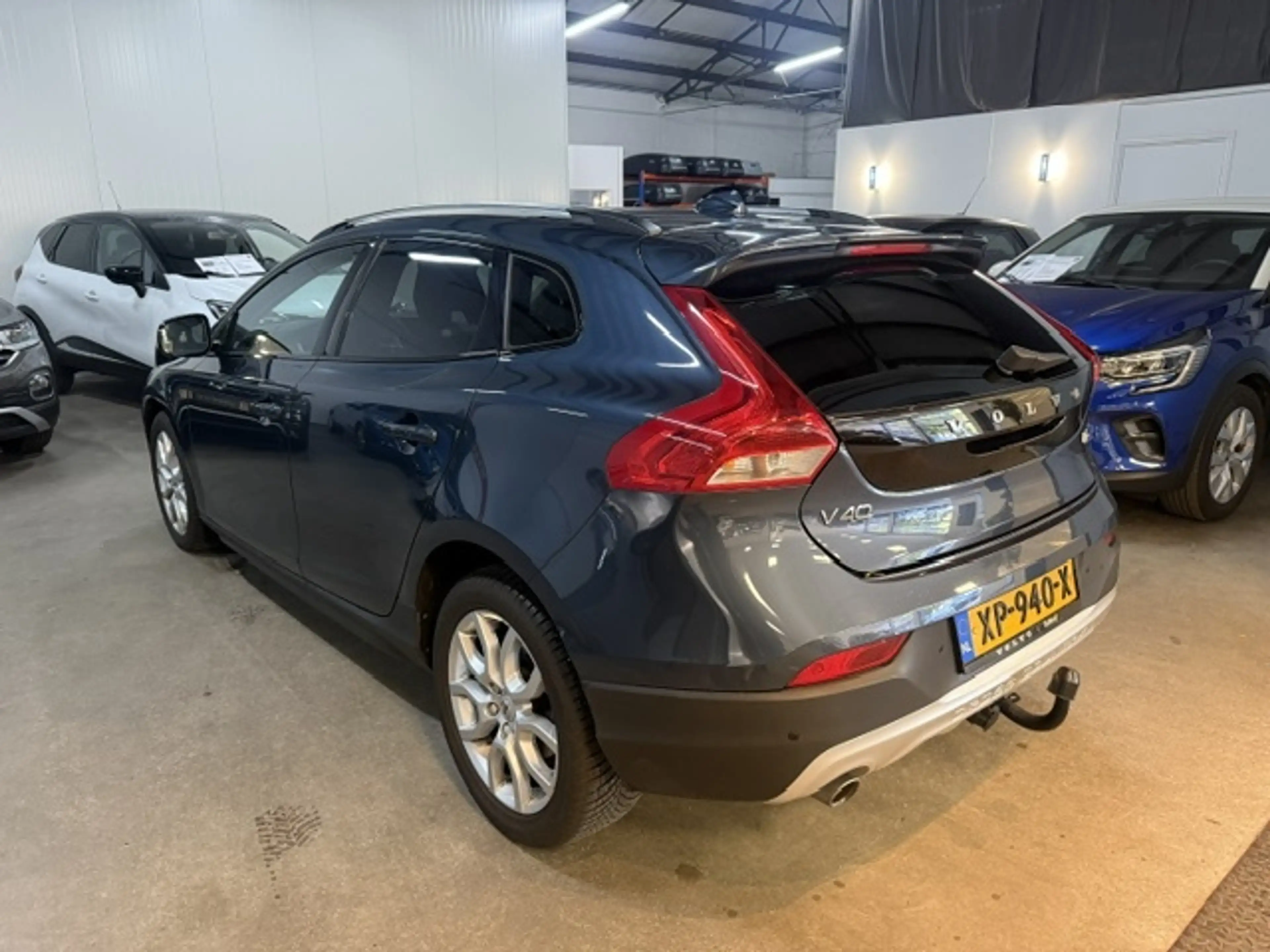Volvo V40 Cross Country Automaat 1.5 T3 Polar+ Luxury — photo 7