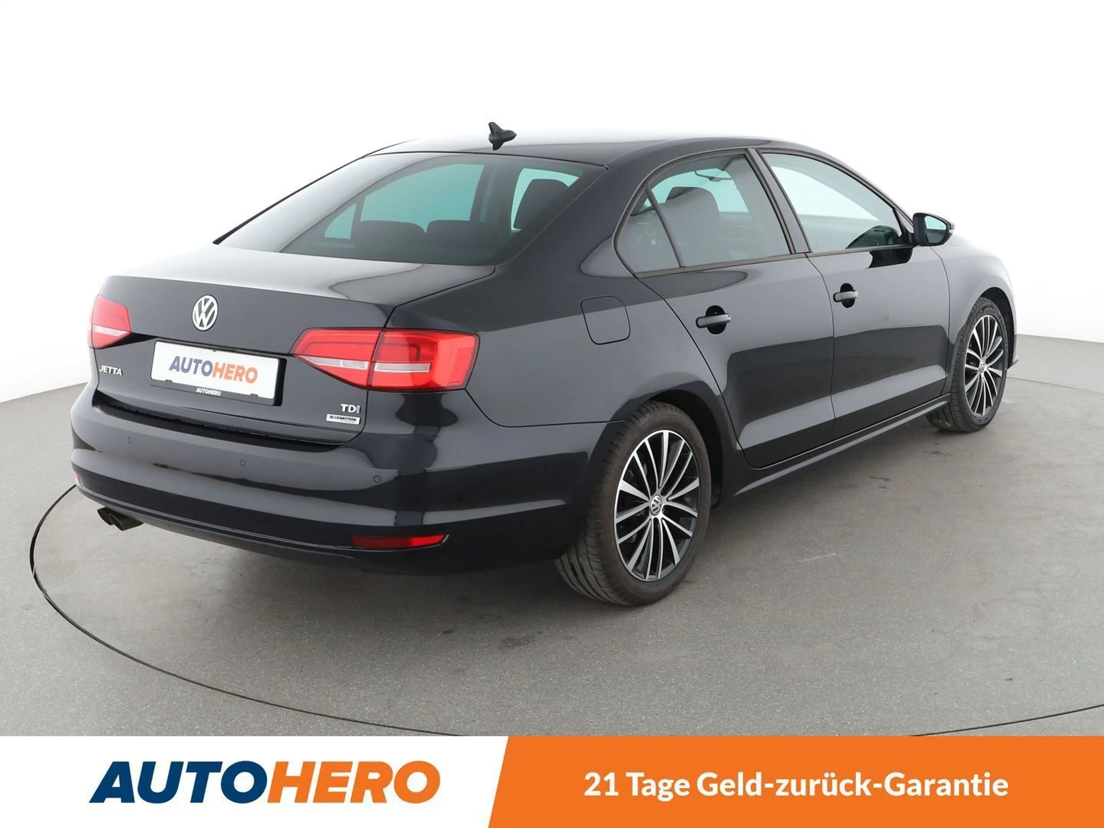 Volkswagen Jetta 2.0 TDI BM Aut.*NAVI*XENON*TEMPO*PDC* — photo 6