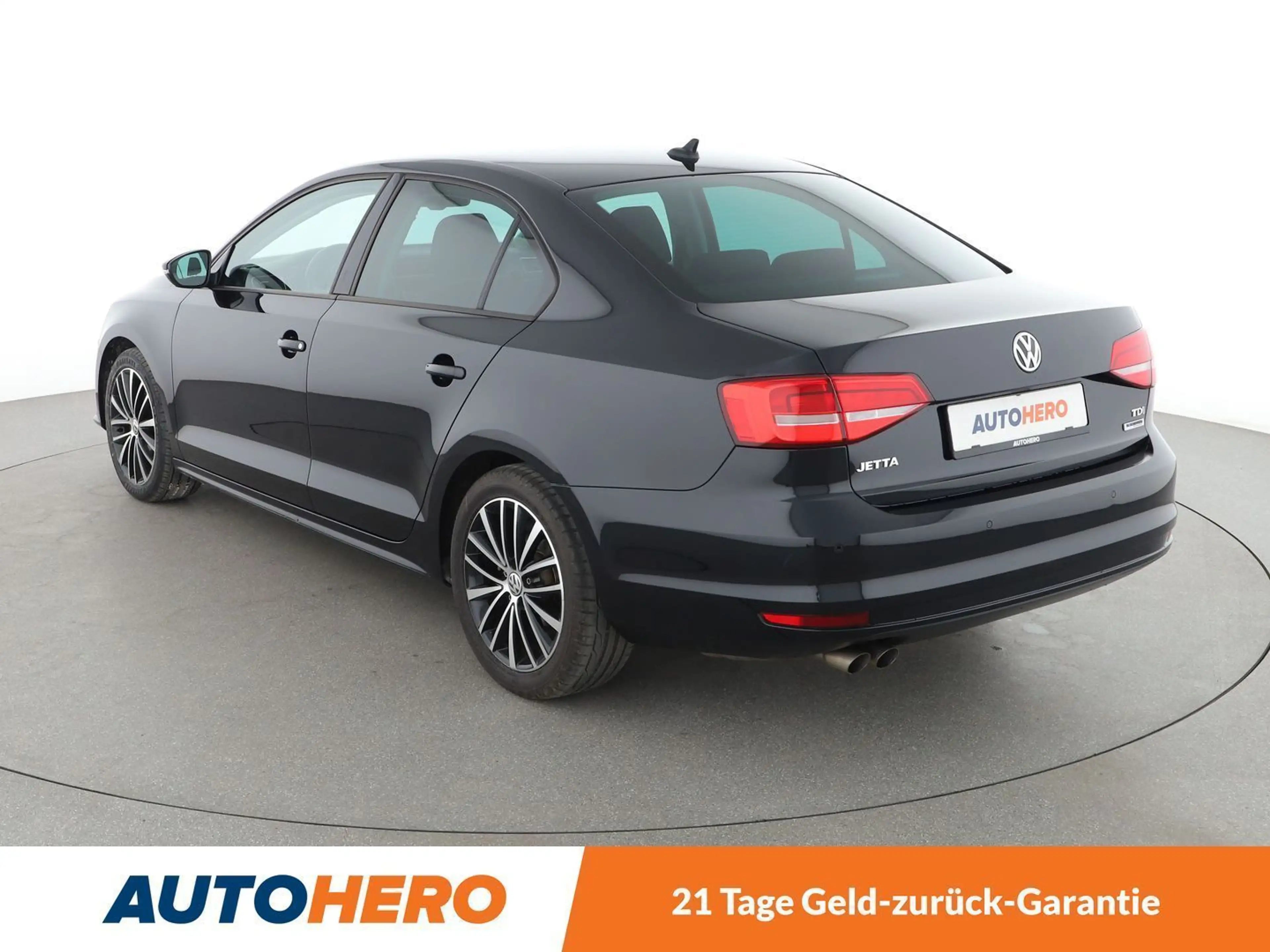 Volkswagen Jetta 2.0 TDI BM Aut.*NAVI*XENON*TEMPO*PDC* — photo 4