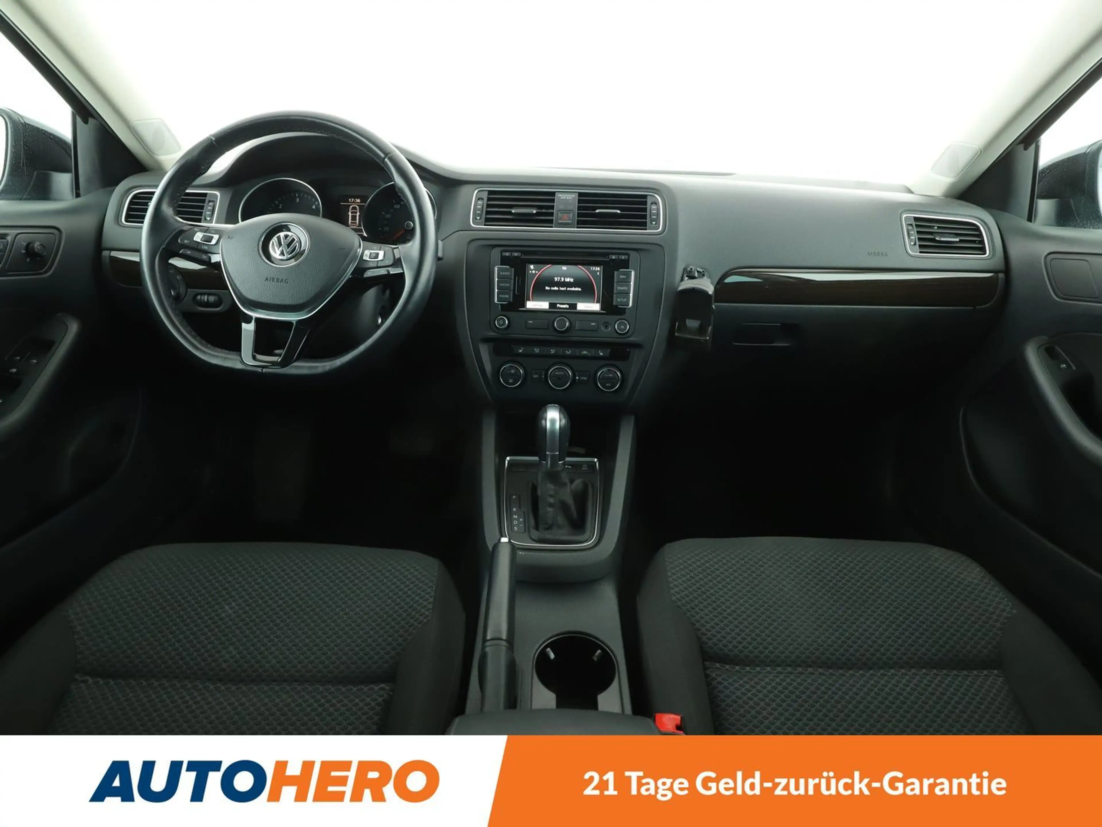 Volkswagen Jetta 2.0 TDI BM Aut.*NAVI*XENON*TEMPO*PDC* — photo 12
