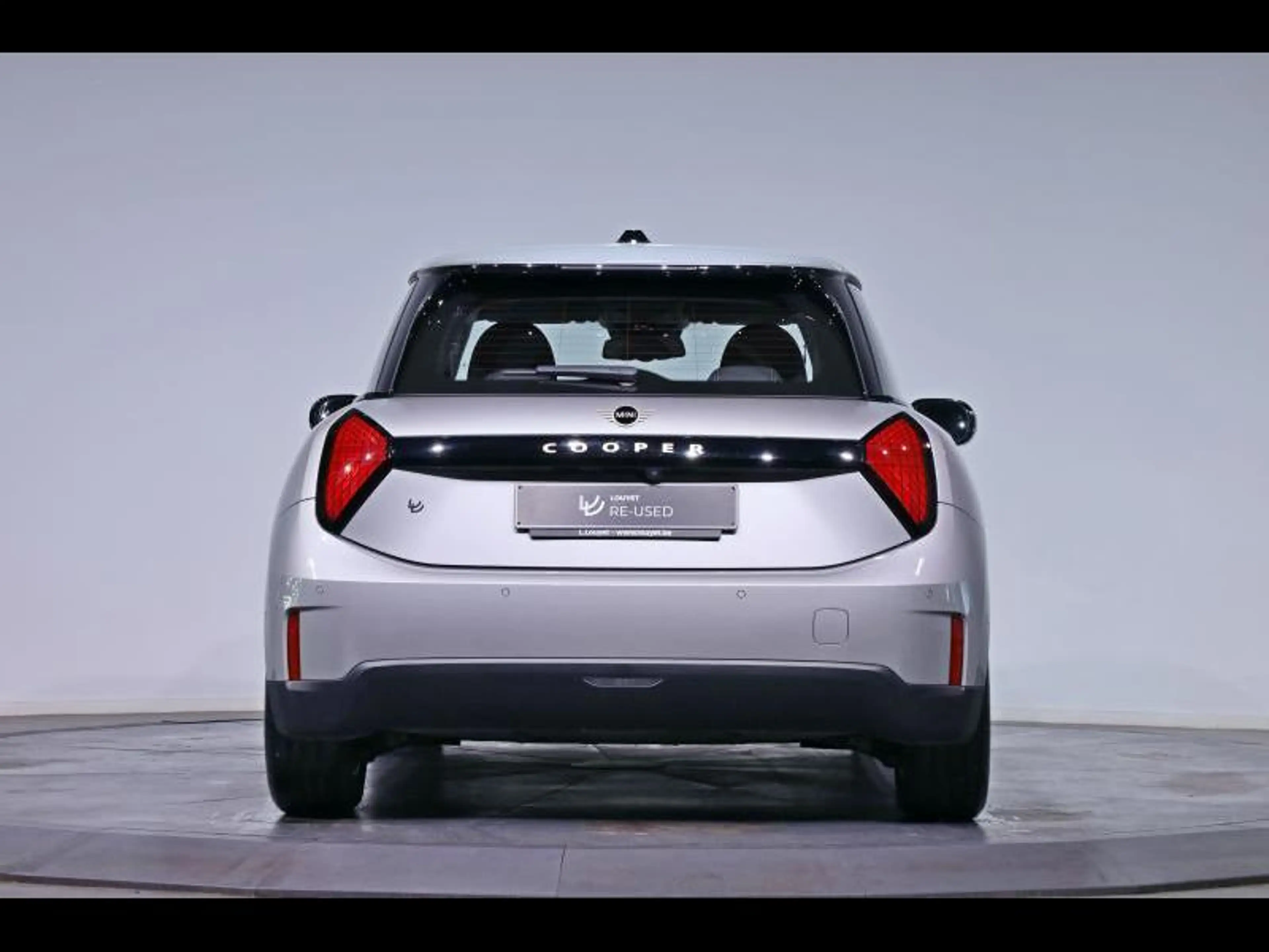 MINI Cooper E — photo 4