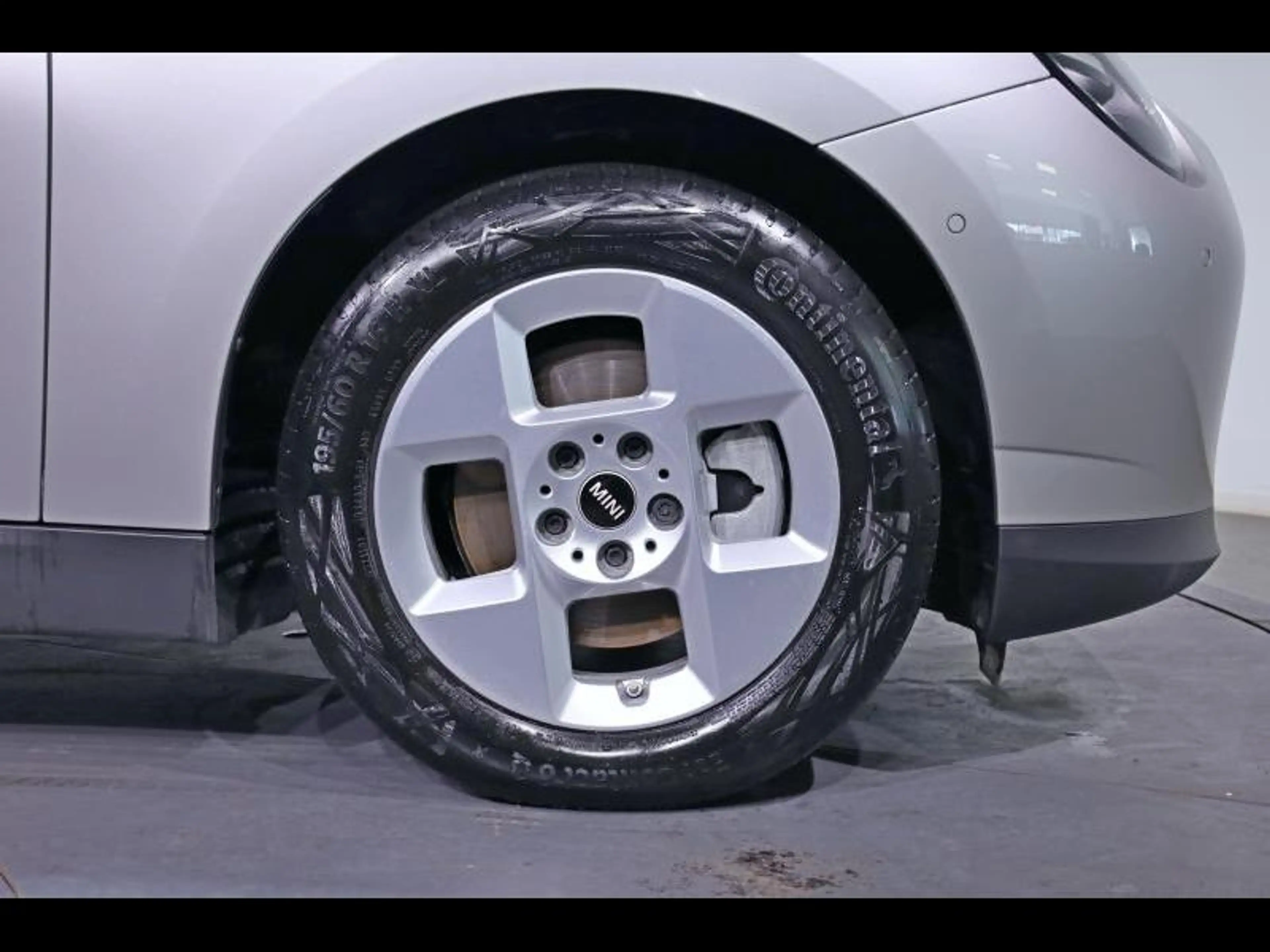 MINI Cooper E — photo 8