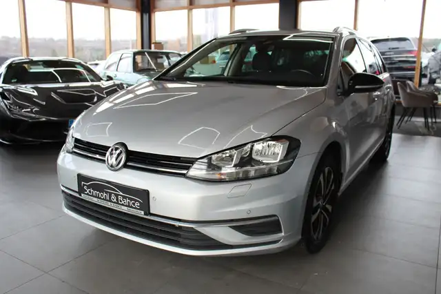 Volkswagen Golf VII Variant 2.0 TDI DSG IQ.DRIVE