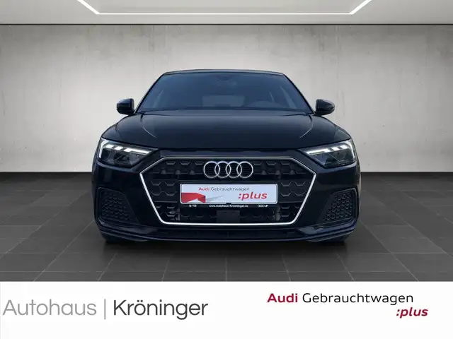 Audi A1 view 5