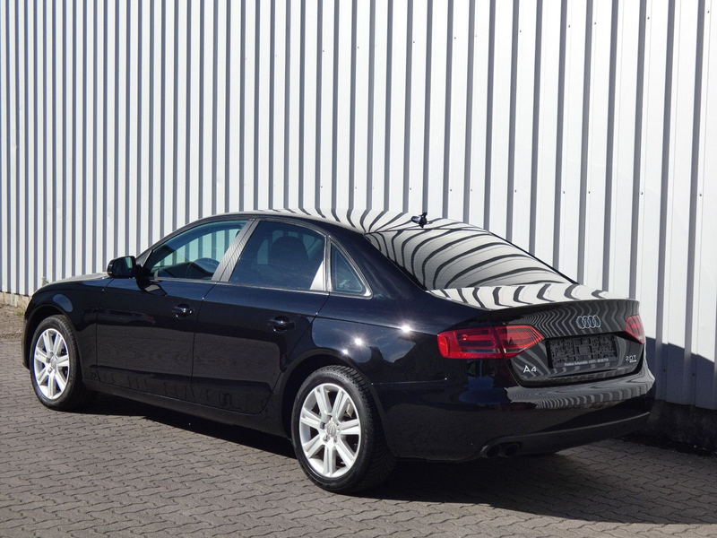 Audi A4 2.0 TFSI Quattro Attraction-Navi-Leder — photo 7