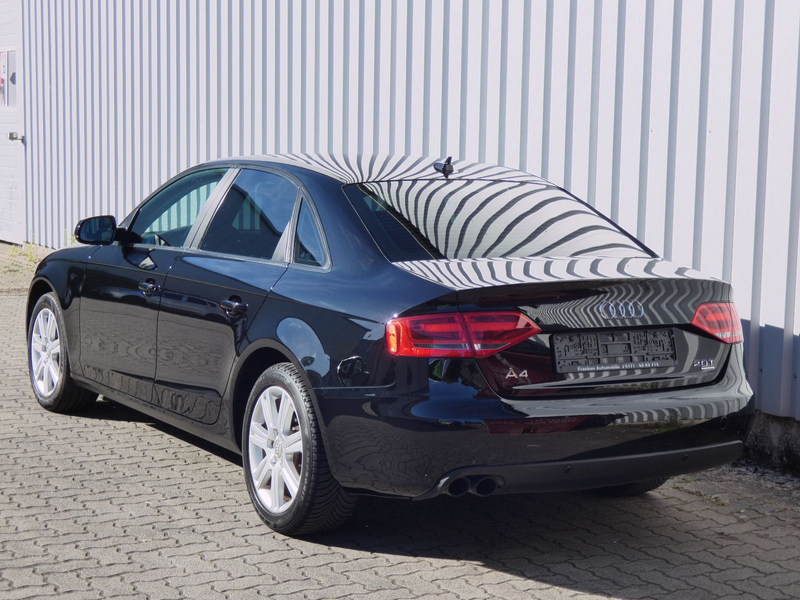 Audi A4 2.0 TFSI Quattro Attraction-Navi-Leder — photo 8
