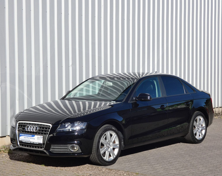Audi A4 2.0 TFSI Quattro Attraction-Navi-Leder — photo 2
