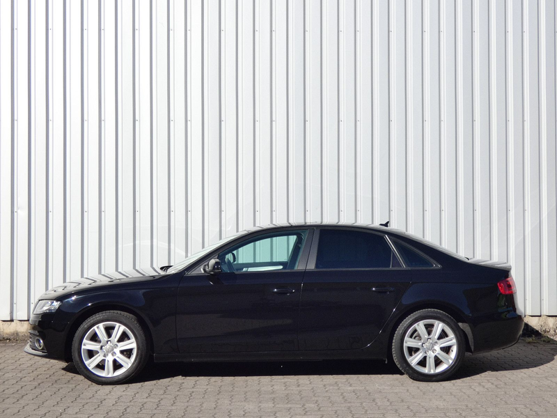 Audi A4 2.0 TFSI Quattro Attraction-Navi-Leder — photo 5