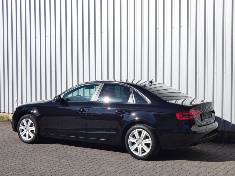 Audi A4 2.0 TFSI Quattro Attraction-Navi-Leder — photo 6