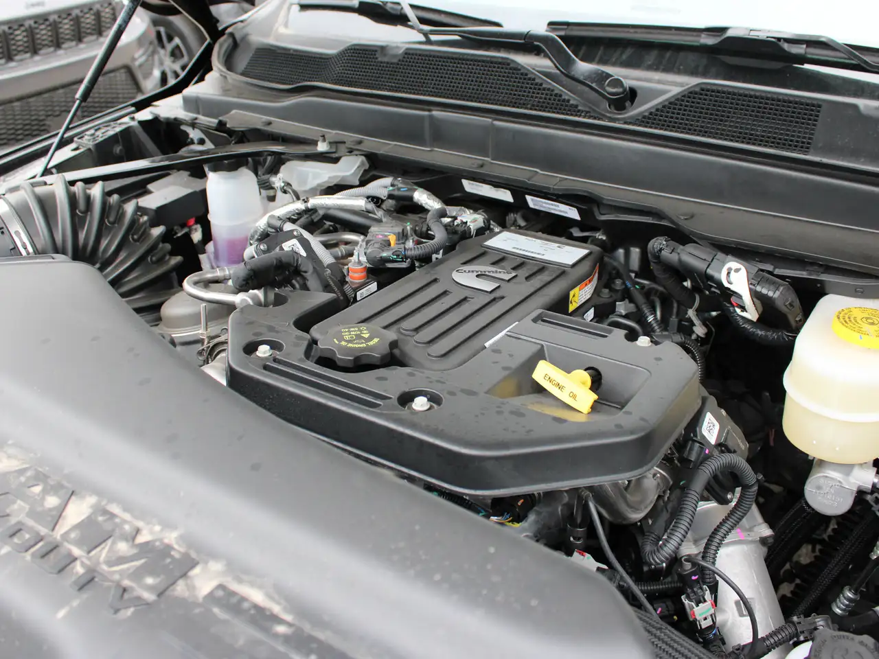 RAM 3500 снимка RAM 3500