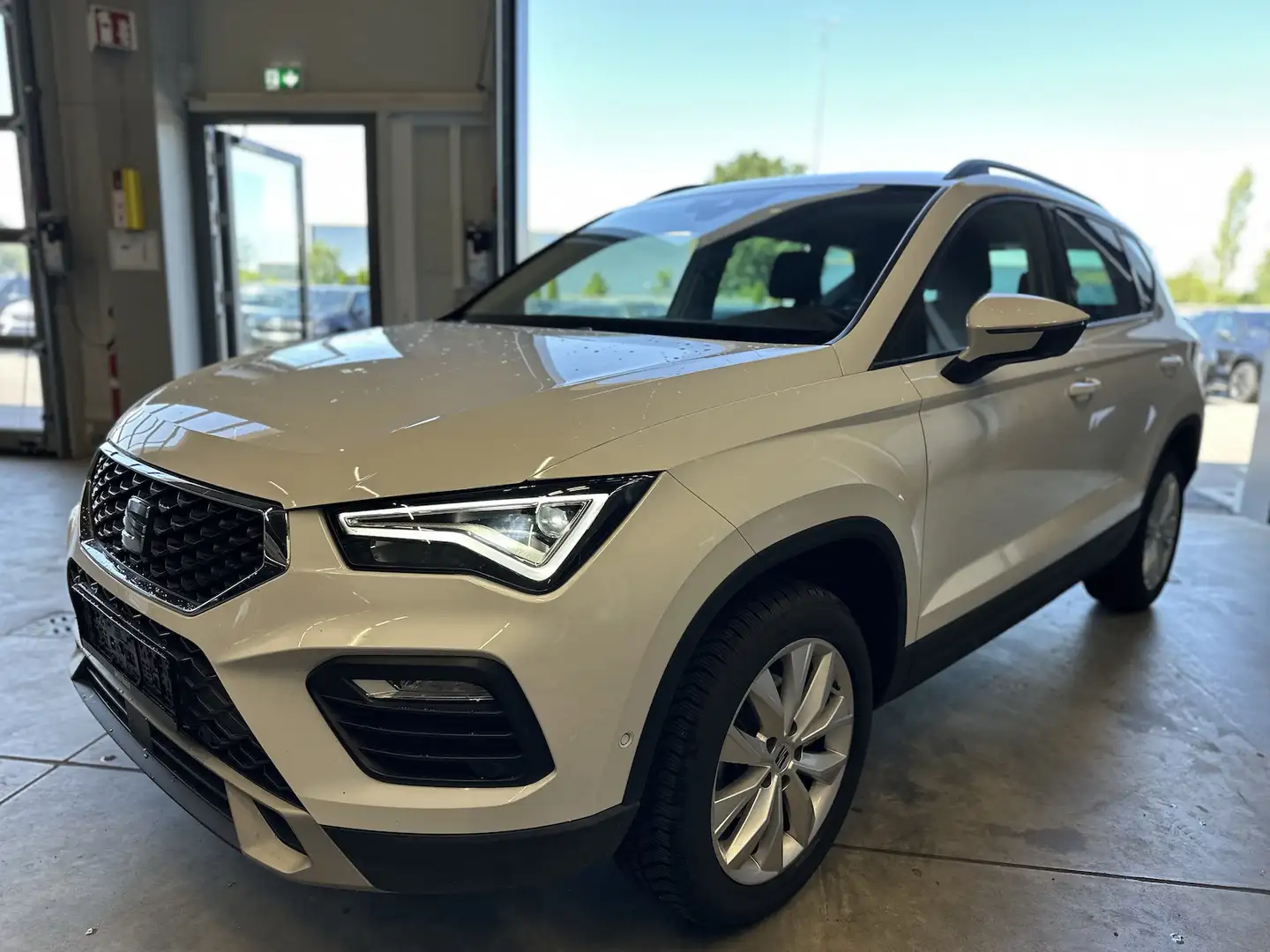 SEAT Ateca 1,5TSI DSG Style AHK Voll LED +3J/100000KM Blanc - 1