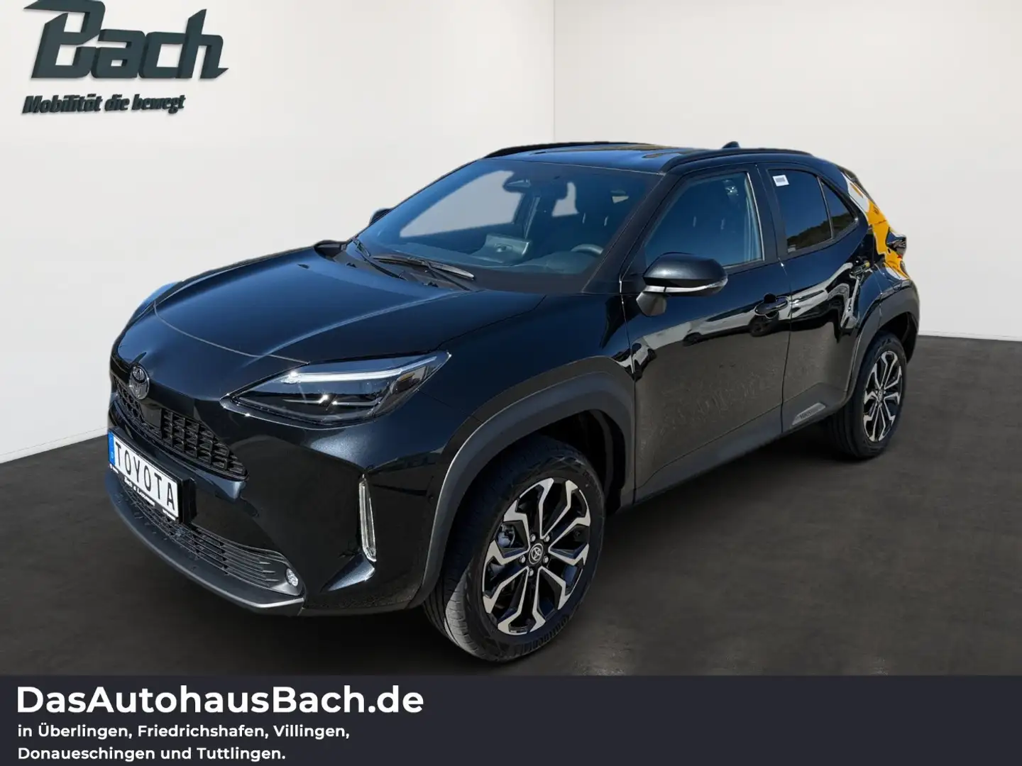 Toyota Yaris Cross 1.5 4x2 Hybrid  Team D Winter Paket Schwarz - 1