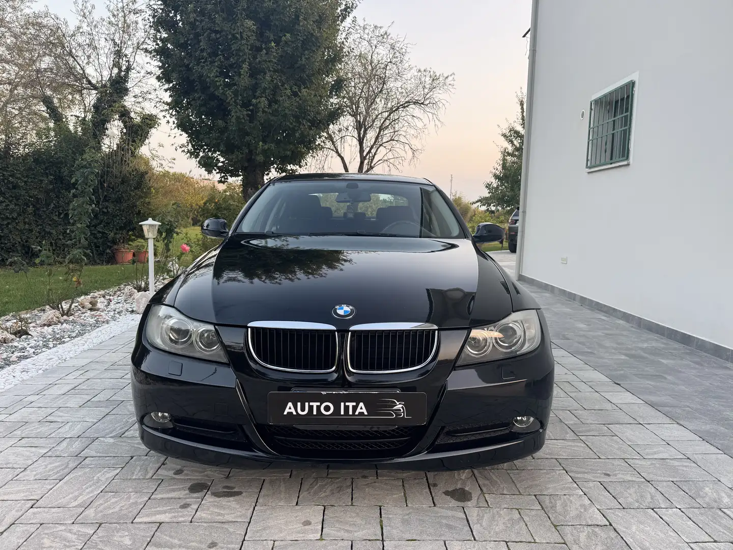BMW 320 Serie 3 E90 Berlina 320d Msport 177cv Nero - 1