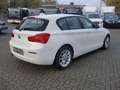 BMW 118 i Advantage Weiß - thumbnail 3